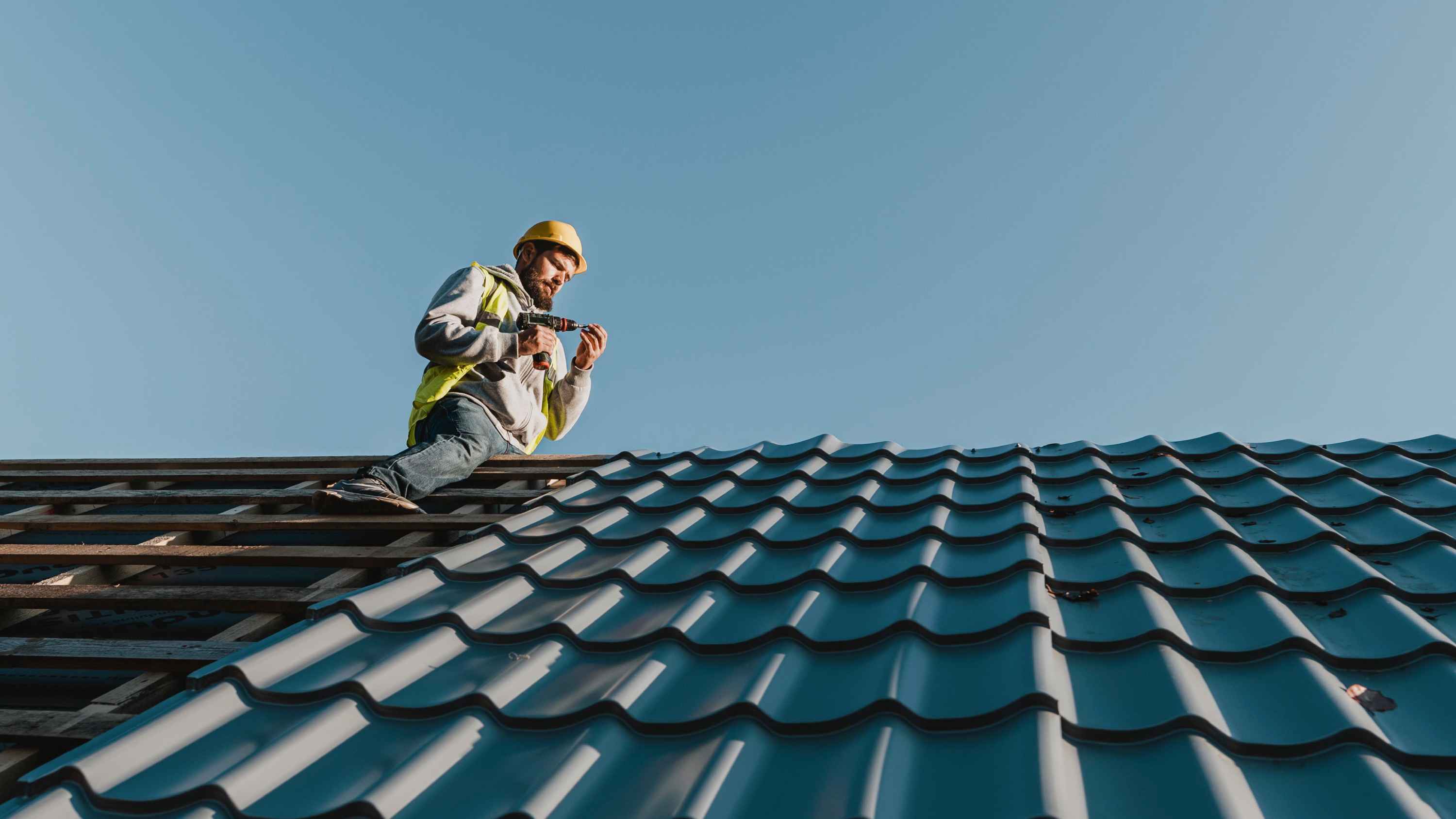 Commercial and Residential Gutter Cleaning in Perth